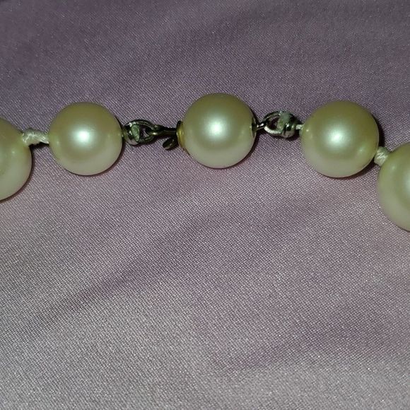 Vintage Large White Champagne Faux Knotted Pearl Strand Beaded Necklace 24”‎ - Picture 2 of 7